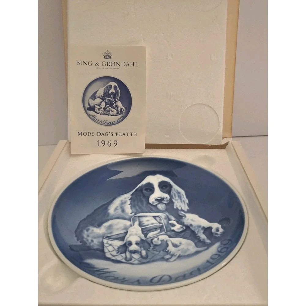 1969 Bing & Grondahl B&G Mors Dag Mother's Day‎ Plate Dog Puppies Denmark